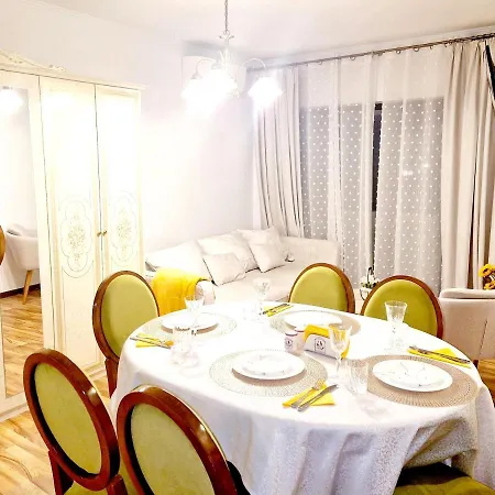 קלוז'-נאפוקה Spacious 3 Rooms 5* Mansion Near Muzeului Square. Free Parking מראה חיצוני תמונה