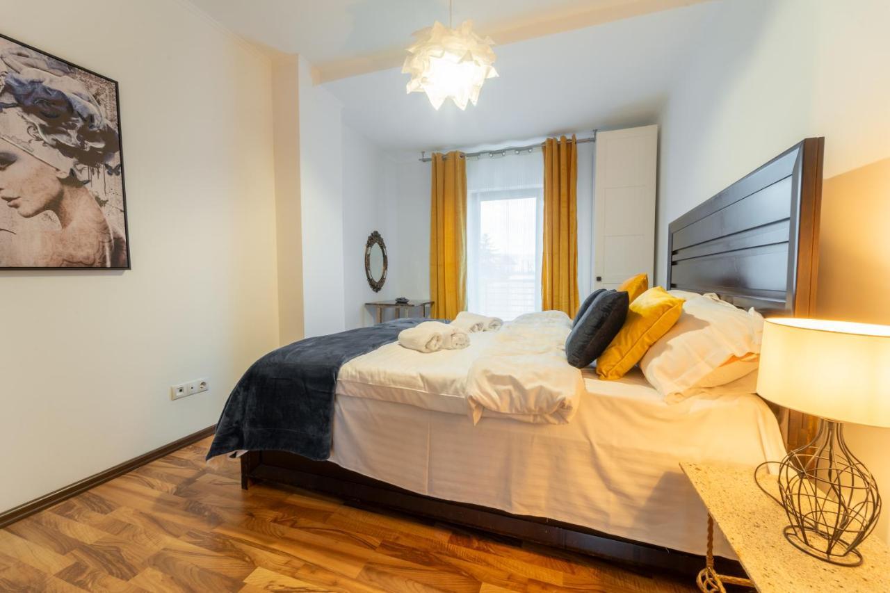Spacious 3 5* Mansion Near Muzeului Square. Free Parking