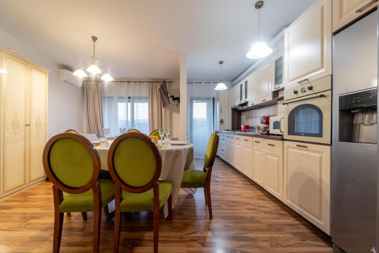Spacious 3 5* Mansion Near Muzeului Square. Free Parking