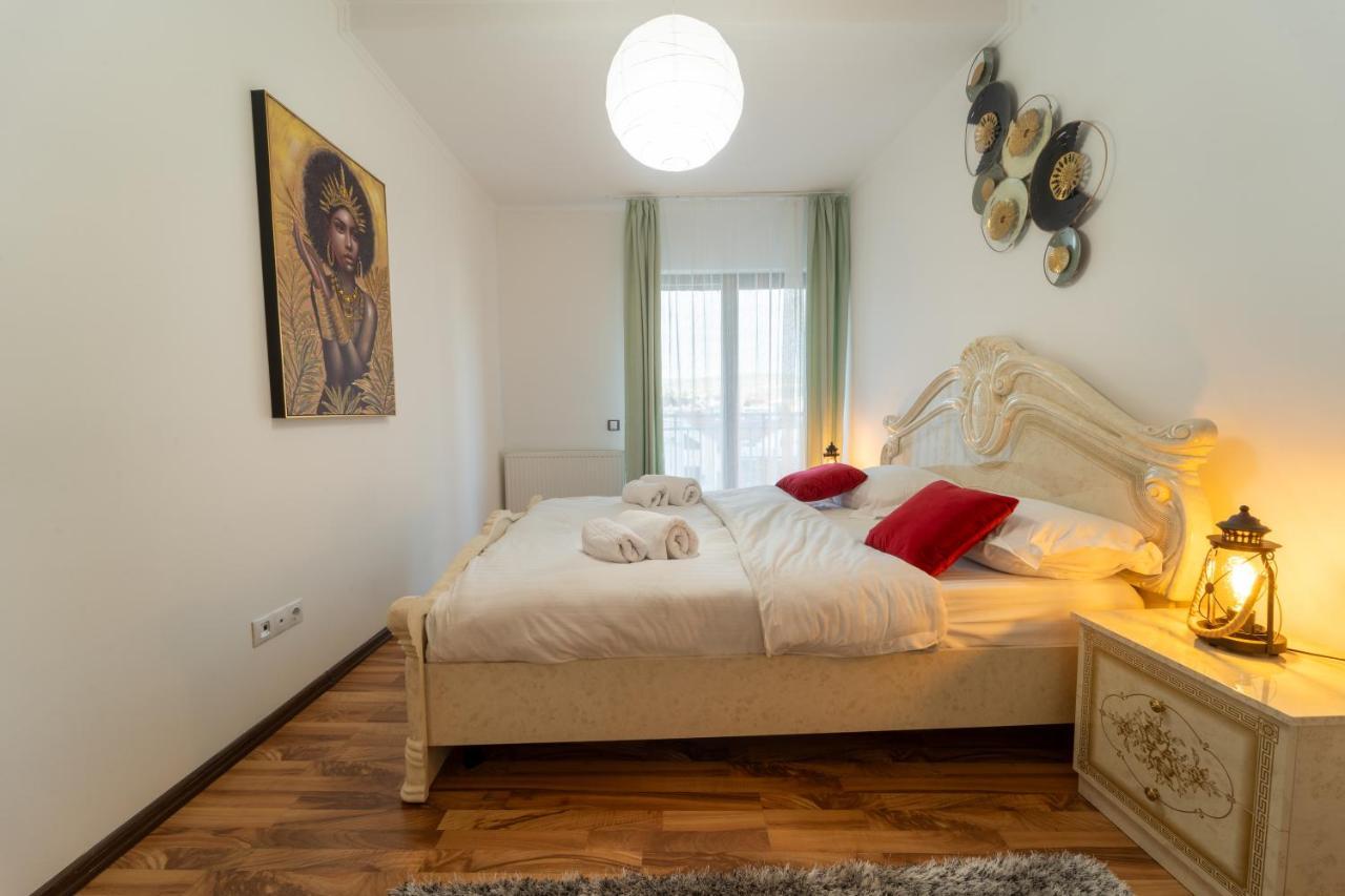 Spacious 3 5* Mansion Near Muzeului Square. Free Parking *