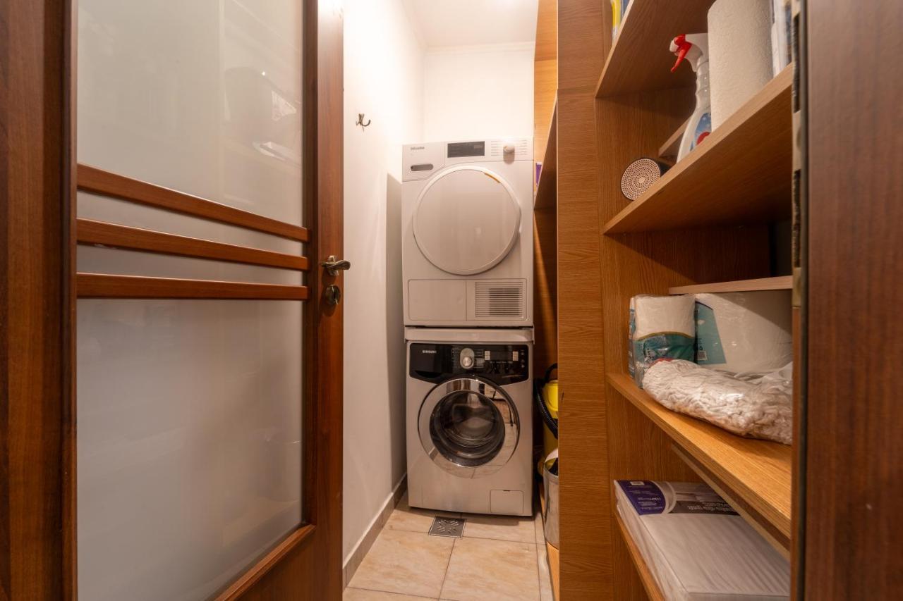 Appartamento Spacious 3 5* Mansion Near Muzeului Square. Free Parking *